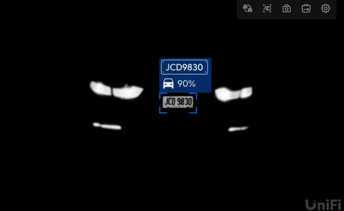 License plate captured at night by a G6 camera